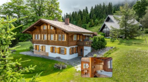 Berg- Und Seesicht Chemin Bbq Garten